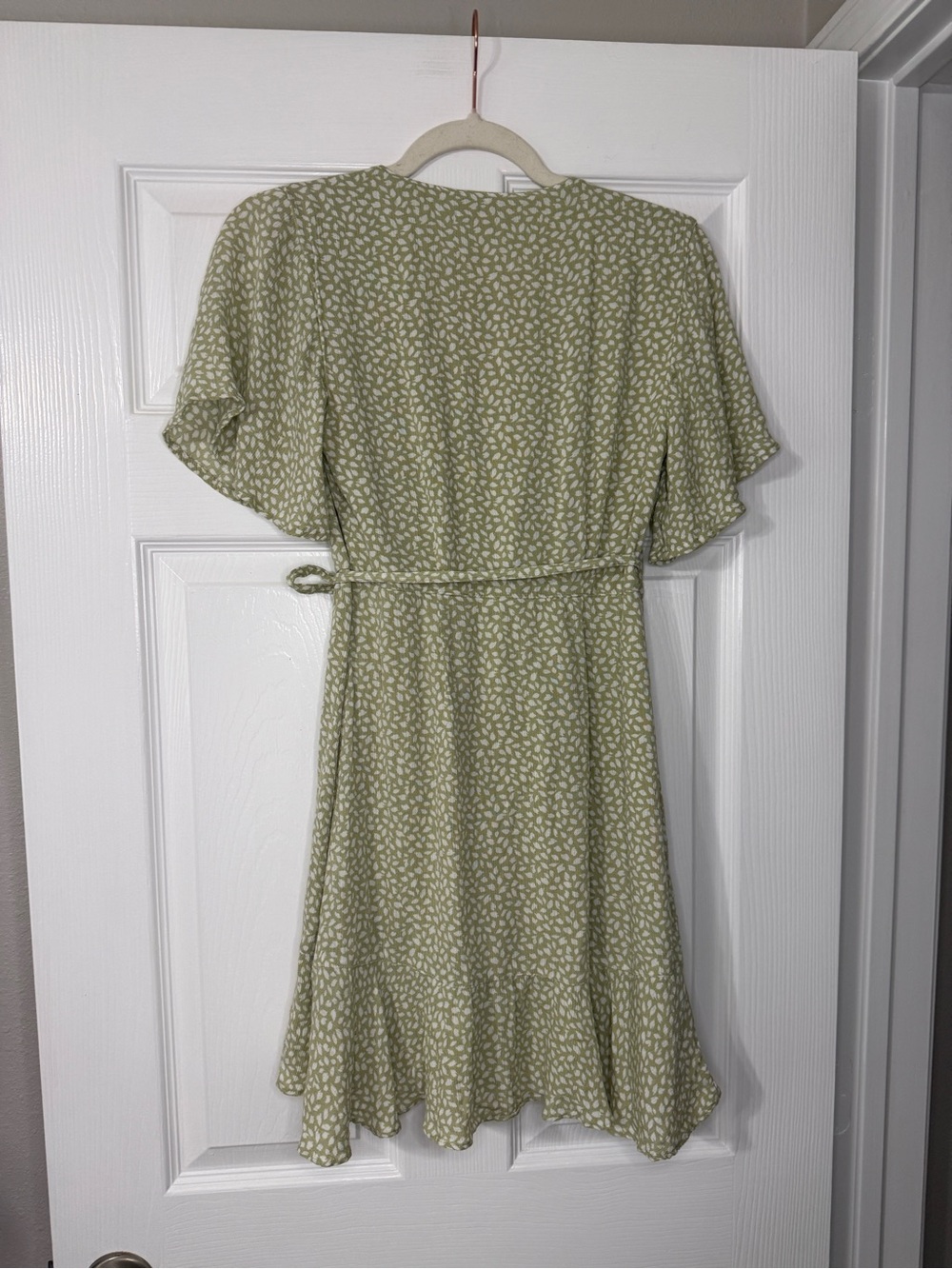 Abercrombie & Fitch Sage Green Floral Wrap Mini Dress - Picture 4 of 7